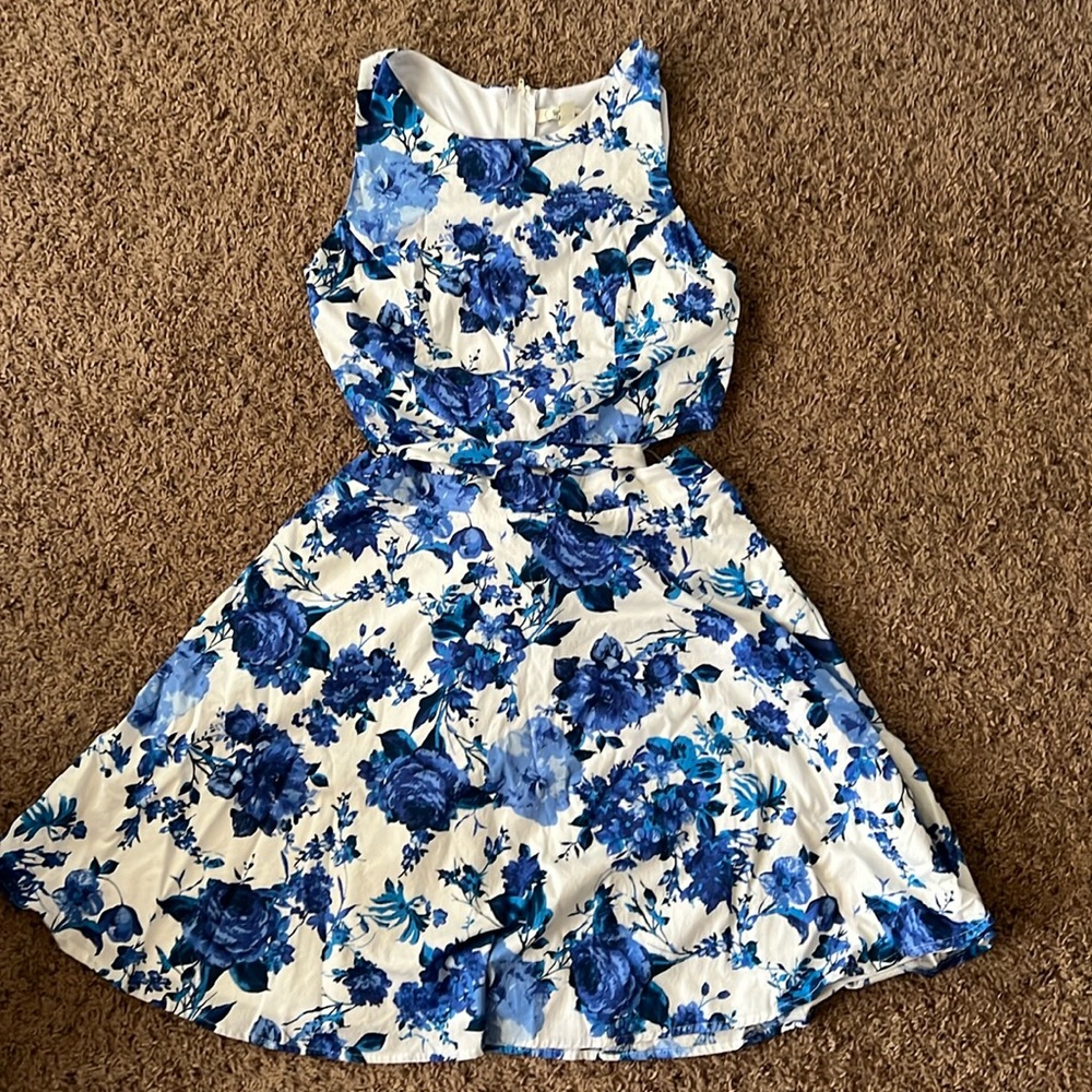 Blue flower short dress